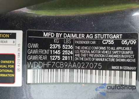 2010 Mercedes-Benz E 550 from USA, damaged, VIN WDDHF7CB9AA027075